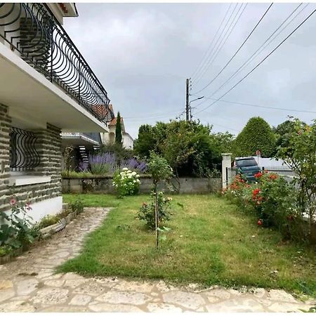 -Comme à la Maison- Jardin, Véranda, Idéal familles et Business Niort Extérieur photo