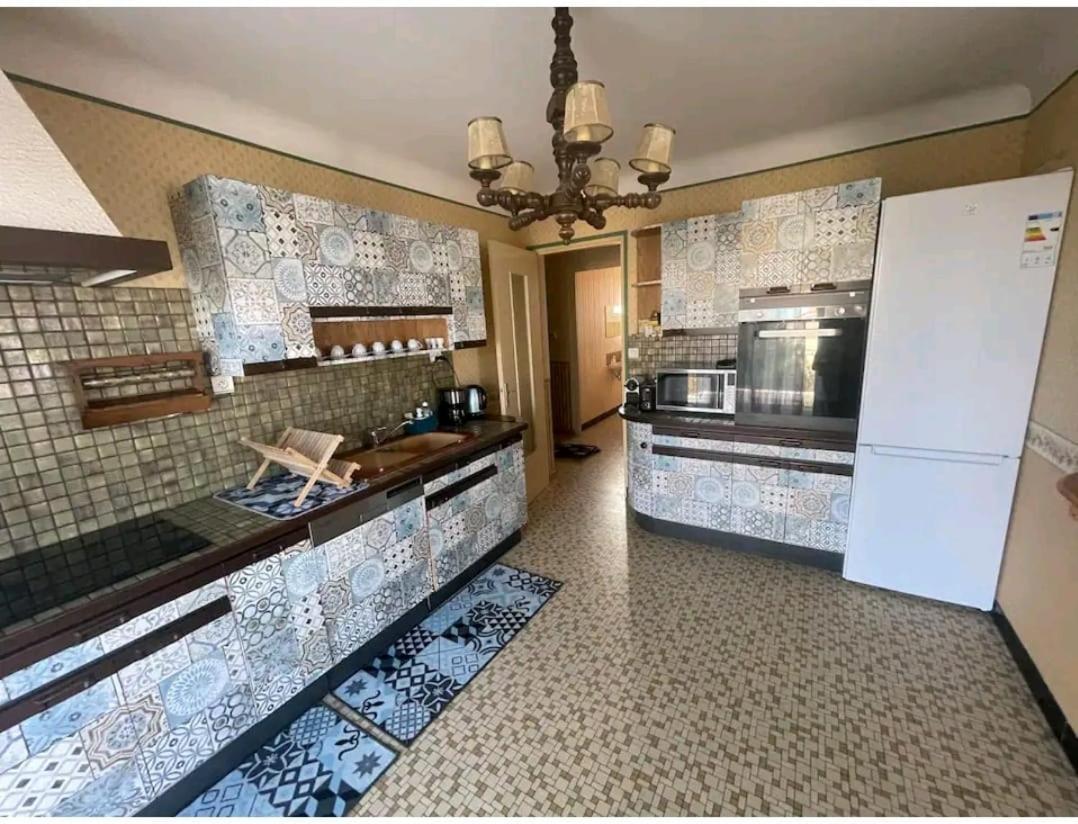 -Comme à la Maison- Jardin, Véranda, Idéal familles et Business Niort Extérieur photo