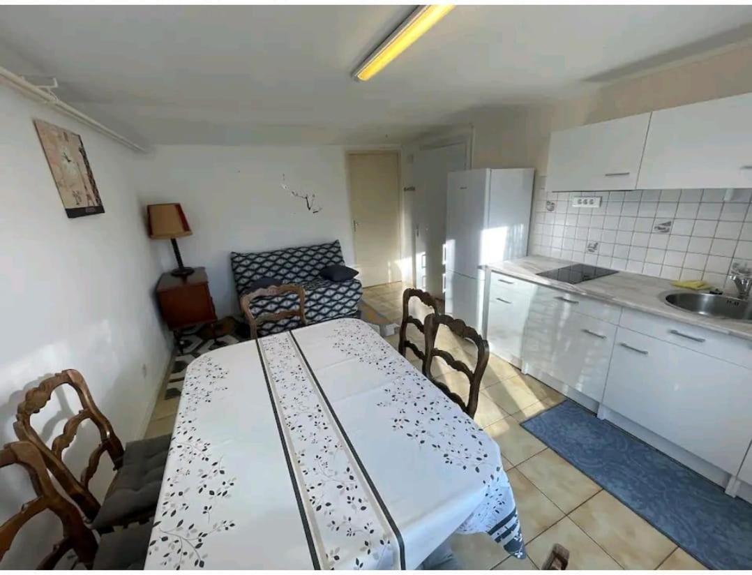 -Comme à la Maison- Jardin, Véranda, Idéal familles et Business Niort Extérieur photo